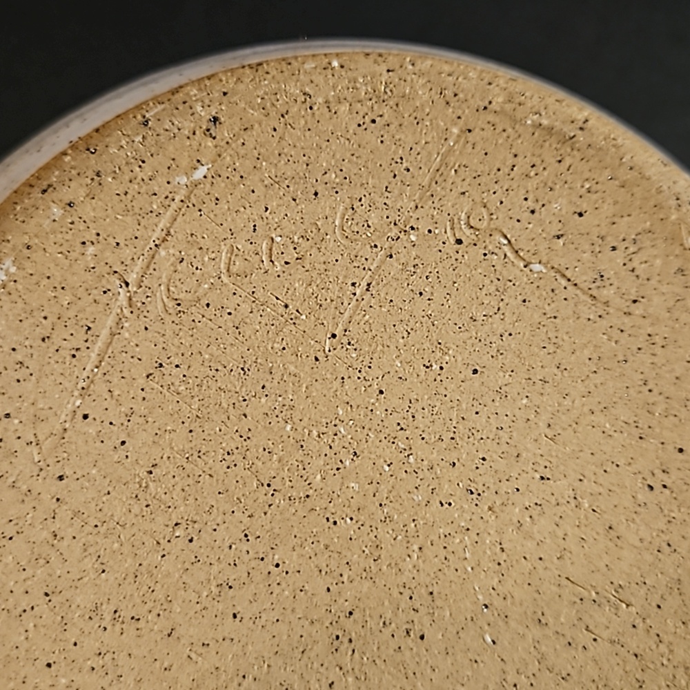 Studio Pottery - Picture 5 of 5